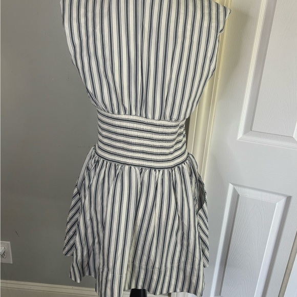 The Tommie Cap-Sleeve Smocked Front-Zip Mini Shirt Dress: Stripe - Picture 4 of 10